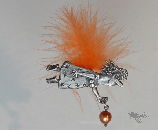 ENGEL , Brosche, Silber mit Perle u Feder in Orange (4,8x2,7cm), 140Euro